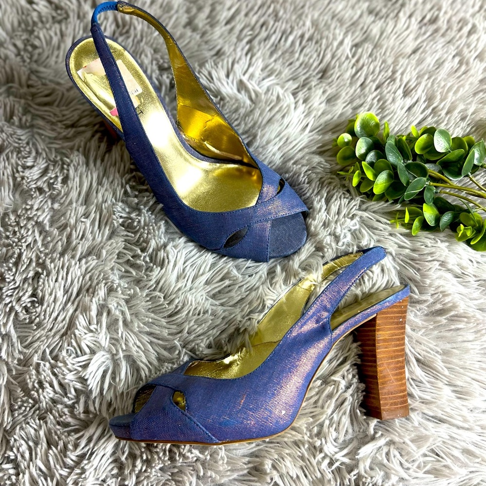 Nine West piazzaX3 blue iridescent peep toe sling back heels size 7.5